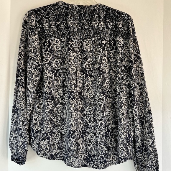 Lucky Brand Long Sleeve Blue Cream Blouse Top Button Up Peasant V-Neck Women's M - Picture 5 of 6